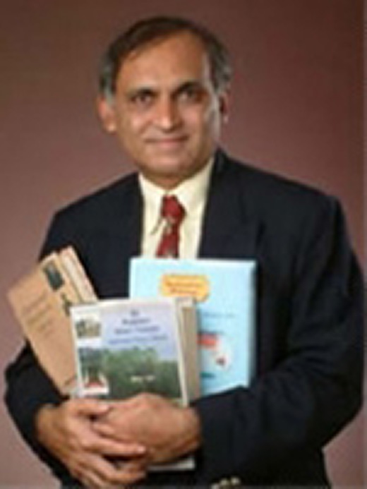 Dr Michel Lobo